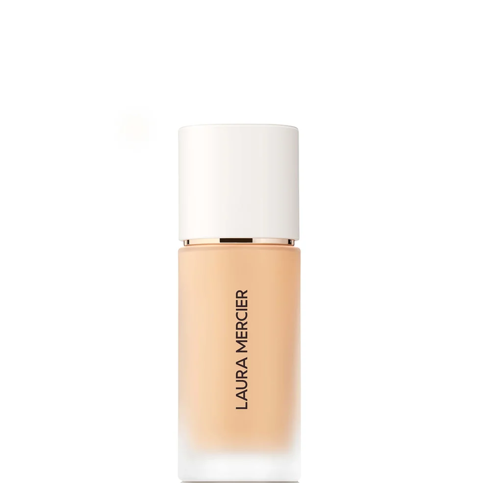 Real Flawless Weightless Perfecting Foundation 30ml (Various Shades) Image 1