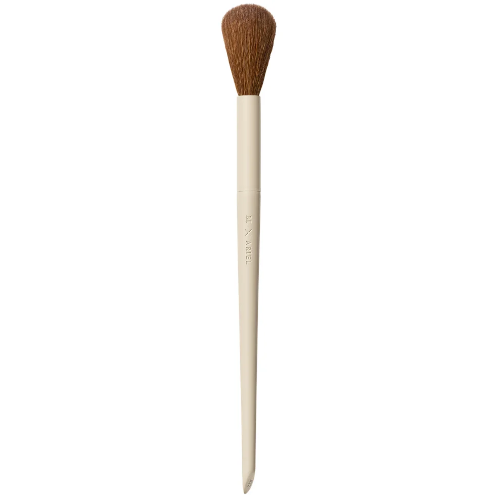 Morphe X Ariel A22 Blush Brush Image 1